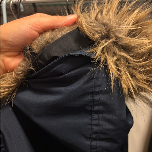 Hollister fur hood jacket - Picture 4 of 5